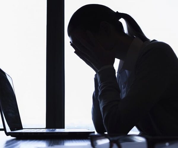 Bolehkah Suami Larang Isteri Bekerja_