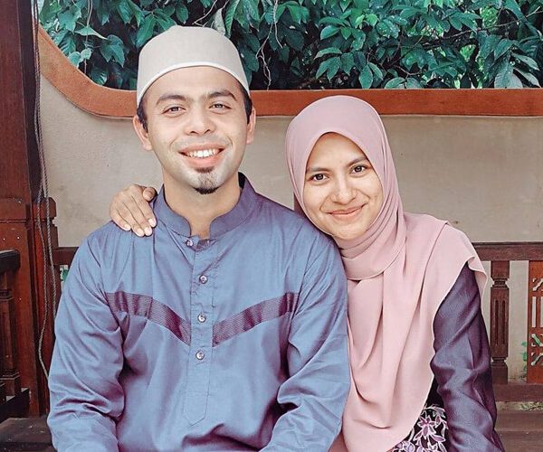 Wanita Ini Kahwin Dengan Bajet RM5000, Abaikan Mulut Makcik Bawang